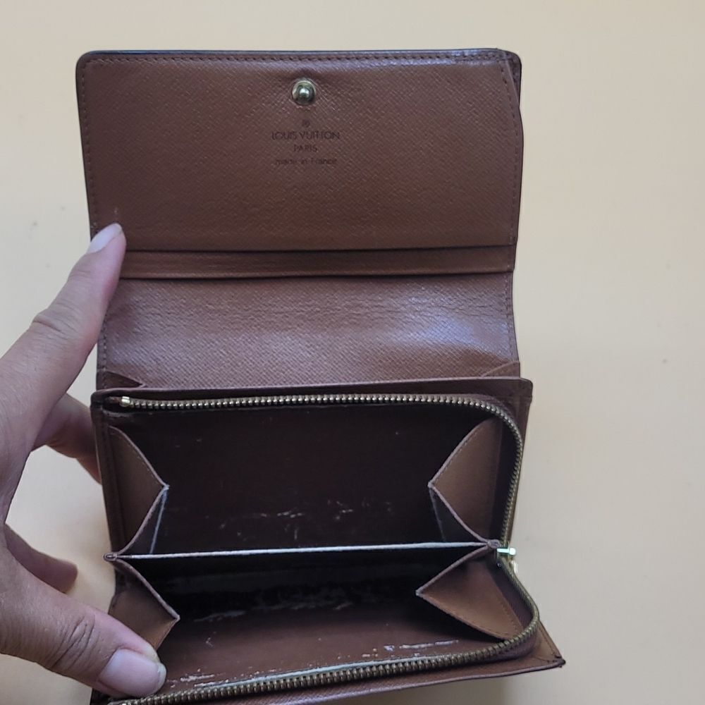 Authentic Louis Vuitton Monogram Wallet - Picture 5 of 11